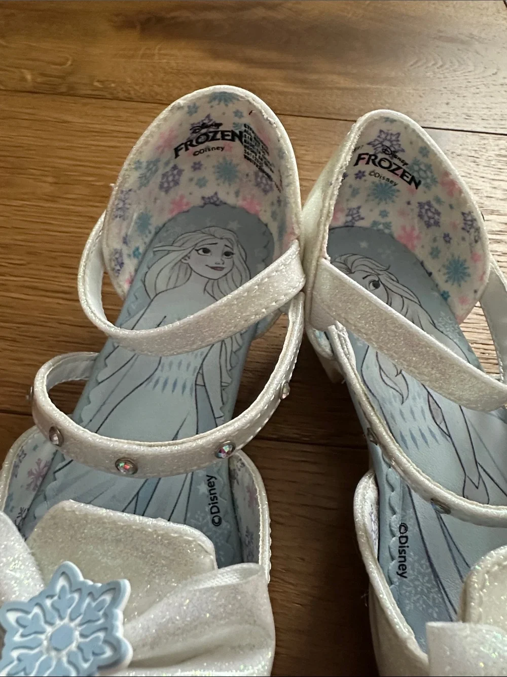 Disney Iridescent White Bow Dress Shoes with Snowflake Accent